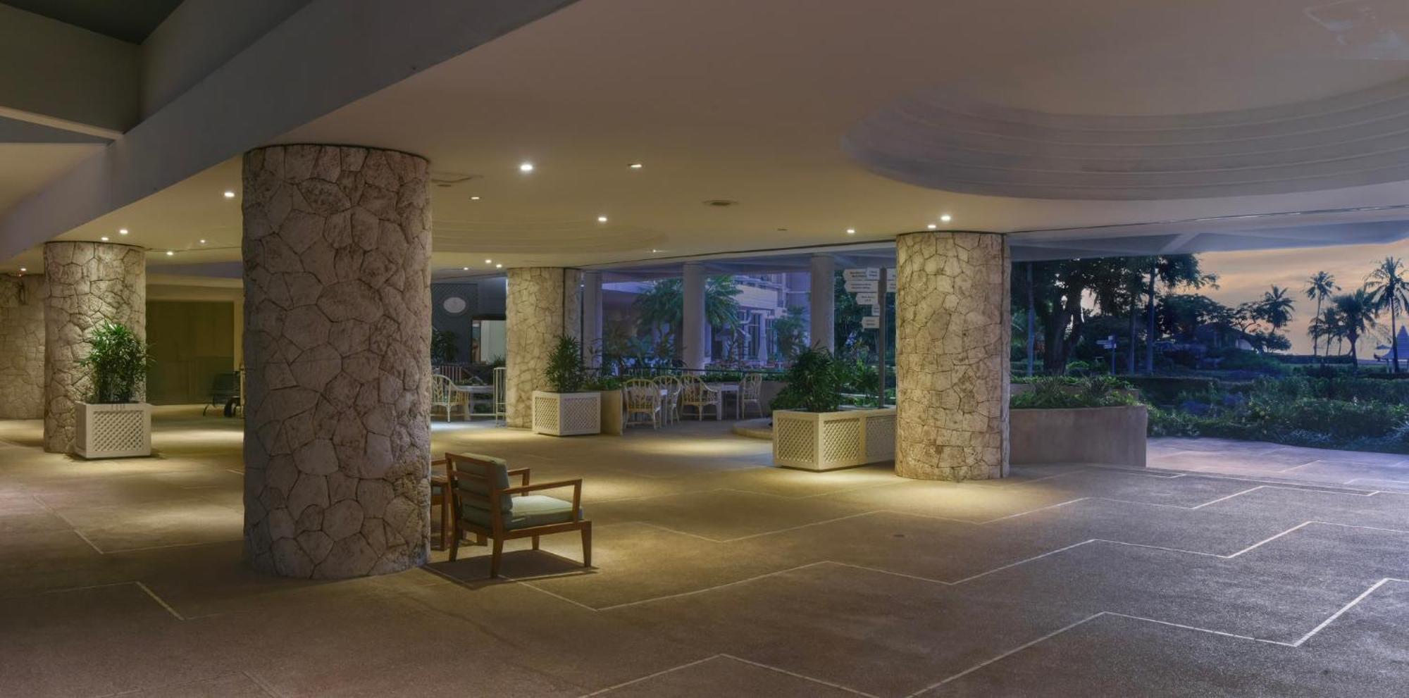Marianas Beach Resort Saipan Exterior photo